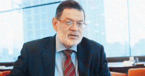 ثروت الخرباوي صاحب كتاب سر المعبد