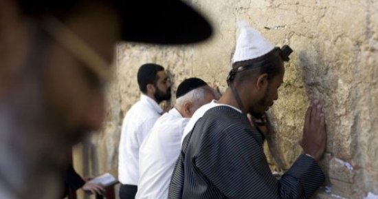 يهود في حائط المبكى