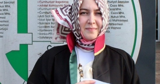 محامية تركية محجبة