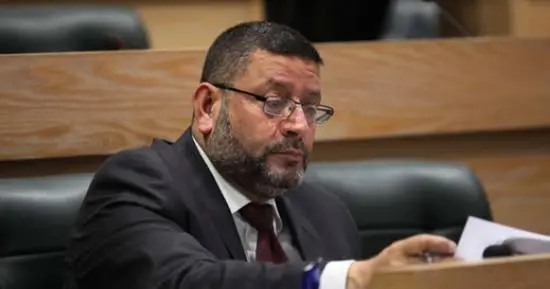 الدكتور زكريا الشيخ