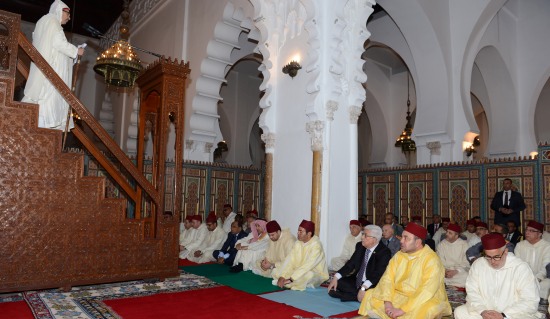 أمير المؤمنين يؤدي صلاة الجمعة بمسجد الكتبية