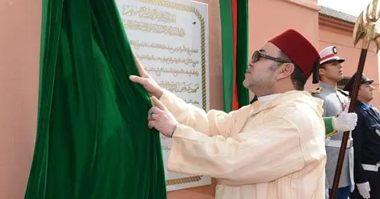 أمير المؤمنين يدشن مسجد ولي العهد