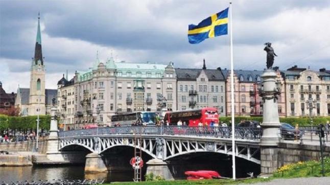 الشرطة السويدية ترفض طلب متطرف دنماركي إحراق القرآن