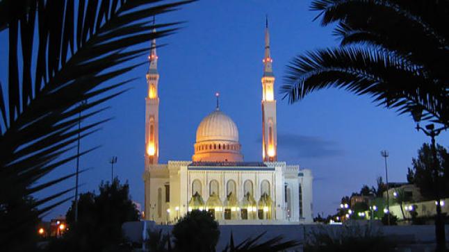 السلفية تسيطر على المساجد الجزائرية