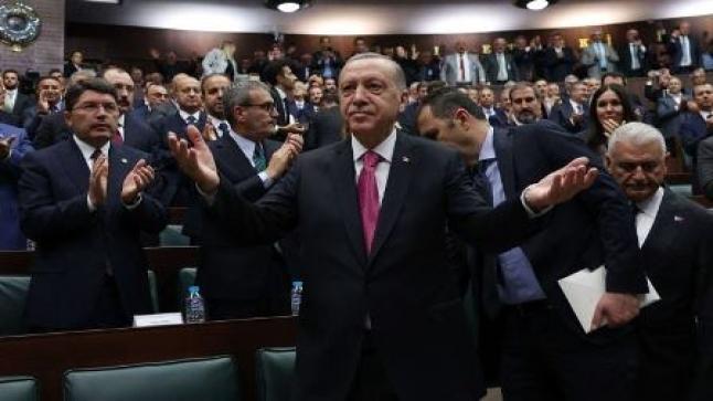 أردوغان يقترح تضمين الدستور حق ارتداء الحجاب