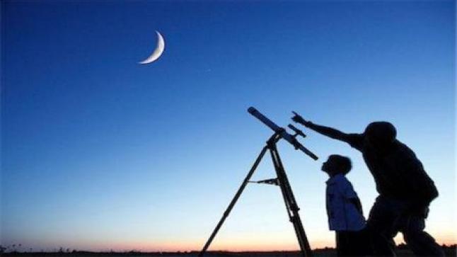 مركز الفلك الدولي: رؤية هلال شهر رمضان مساء الجمعة غير ممكن بالعين المجردة