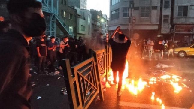 تقرير.. 82 قتيلا في قمع تظاهرات في مدينة زاهدان يإيران