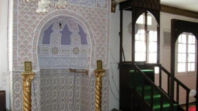 سيدي قاسم: إغلاق مسجد بسبب انتشار فيروس كورونا