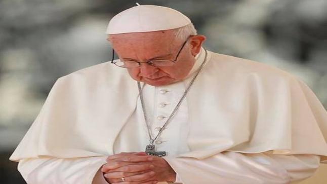 البابا فرنسيس يعلن رفضه أي “نوع من الاستغلال” لقضية المهاجرين