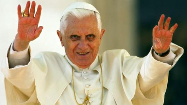 يعفو البابا عن خادمه السابق مسرب وثائق الفاتيكان