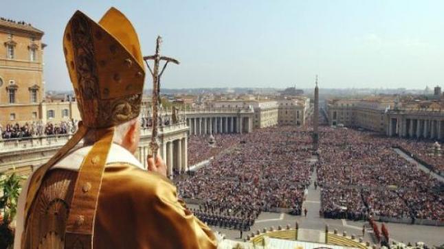 استقالة البابا تثير ردود أفعال متضاربة في العالم الكاثوليكي