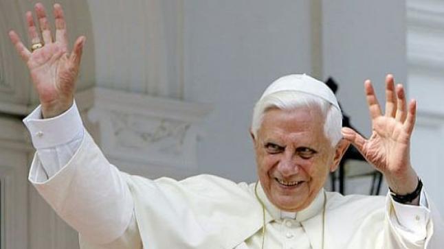 أول استقالة لبابا الفاتيكان منذ عام 1415