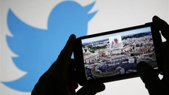 الكنيسة تمنع كرادلة المجمع البابوي عن التغريد على تويتر