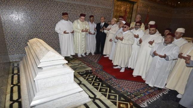 زيارة وفد الطريقة الصوفية العلوية المغربية لضريح محمد الخامس