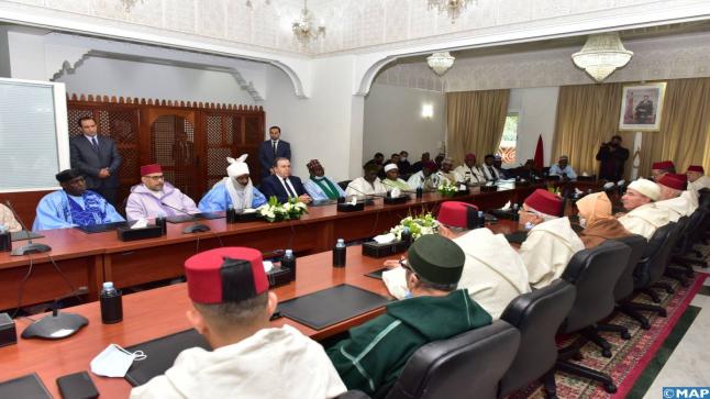 الخليفة العام للطريقة التيجانية بجمهورية نيجيريا الاتحادية يزور الأمانة العامة للمجلس العلمي الأعلى